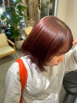 カラー 高久 優亜のヘアスタイル