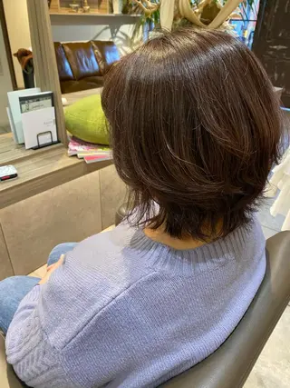 ミディアム カラー 川越 輝梨奈のヘアスタイル