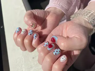 ショート m kaori𓃟のネイルデザイン