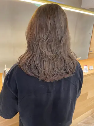 セミロング 透明感🎀LOREN エリコ🌈のヘアスタイル
