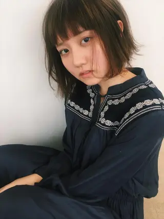 ショート カラー 吉川　ミチオ 【SHIKIO】のヘアスタイル
