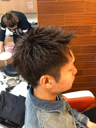 ショート メンズ 塩谷黎✨ブリーチ無W カラーメンズパーマ✨のヘアスタイル