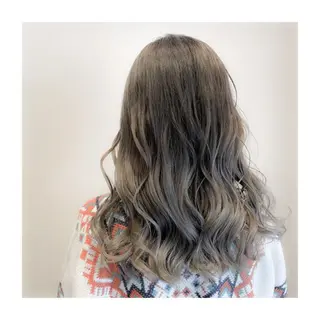 セミロング カラー 小森谷 亮太のヘアスタイル