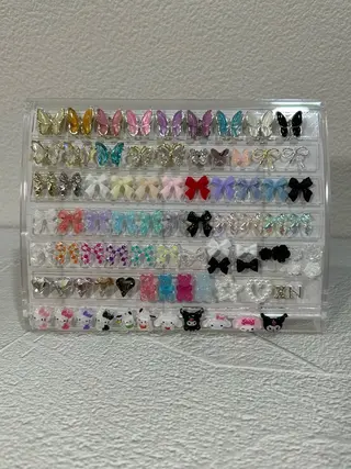 ネイル mahalo nail salon所属・野々山 亜美のネイルデザイン