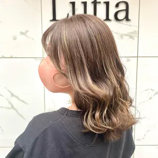 ミディアム カラー 増子 祐太朗のヘアスタイル