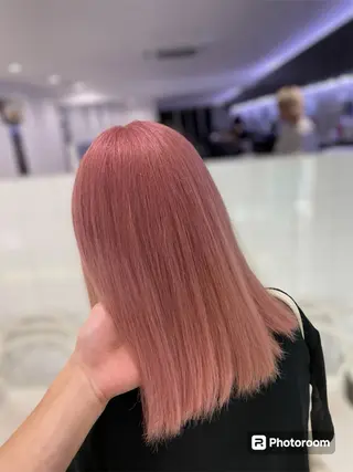 ミディアム カラー ヘアアレンジ 顔まわりカット の達人のヘアスタイル