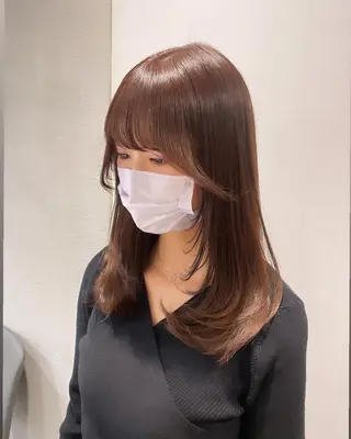 セミロング 銀座／レイヤーカット 🤍内野すみれのヘアスタイル