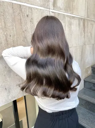 ロング カラー ブリーチなし✨艶髪 カラー𓃲YAGIのヘアスタイル