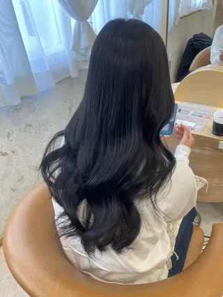ロング Kanami/韓国風 /艶カラーのヘアスタイル
