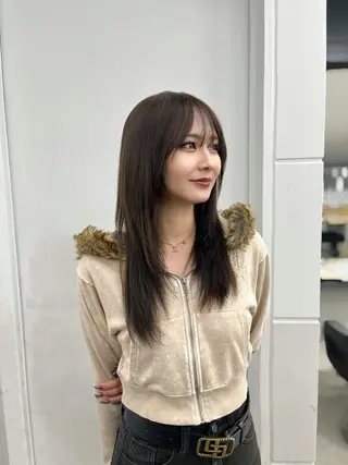 セミロング カラー 縮毛矯正/ハイトーン /パーマ/前原汐🎐のヘアスタイル