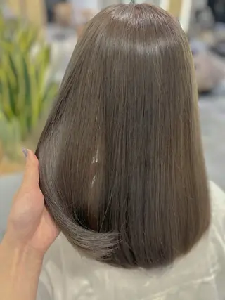 カラー 須藤 萌のヘアスタイル