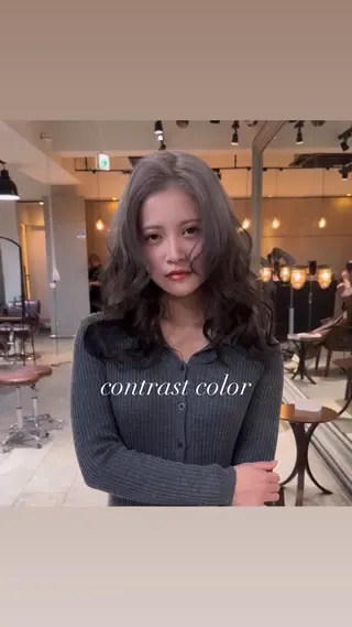 セミロング カラー 💜ハイトーン💛 マジカルかいちゃんのヘアスタイル