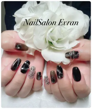 ネイル Nail salon Evranのネイルデザイン