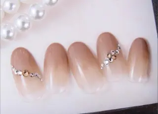 ネイル Lisse所属・戸田 奈津美のマツエク・マツパデザイン