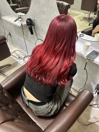 セミロング 🐶カラー特化🌈 池袋/ハイトーン/陸のヘアスタイル