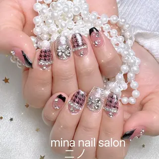 ネイル queens nailsalonのネイルデザイン