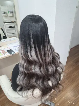 ロング カラー GLOSS❤︎ Harunaのヘアスタイル