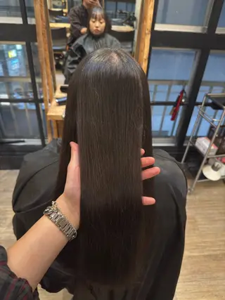 セミロング 立川/ブリーチ/ 髪質改善/西川翔真のヘアスタイル