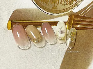 ネイル フルリール 【プライベートサロンのネイルデザイン
