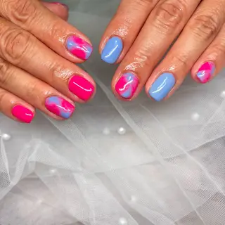 ネイル RE💟N.NAIL ラテン系お姉さんのネイルデザイン