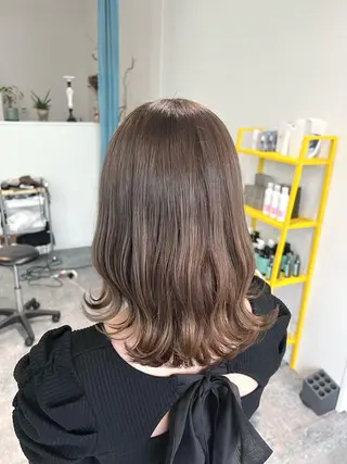 セミロング カラー 🌈re-room EIKI🇰🇷のヘアスタイル