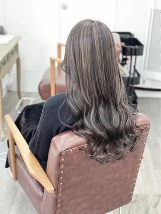 ロング カラー カラー特化サロン ピリナ相武台前のヘアスタイル