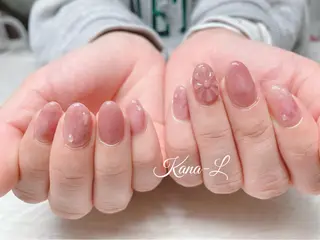 カラー ネイル 芦辺 香奈のネイルデザイン