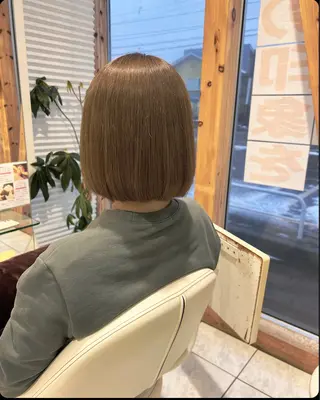 ミディアム カラー 山下竣介 ヘアカラー専門美容師のヘアスタイル