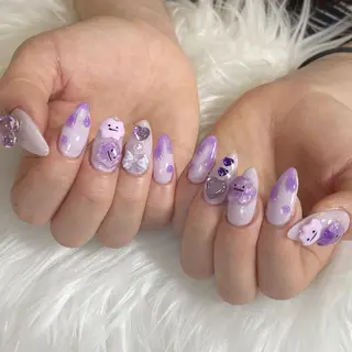 ネイル Kanako 💫のネイルデザイン