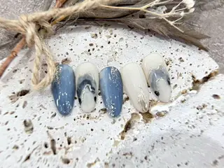 ネイル M+  Beauty Salonのネイルデザイン