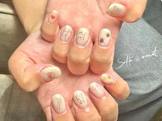 ネイル Refine ネイリスト　坂本のネイルデザイン