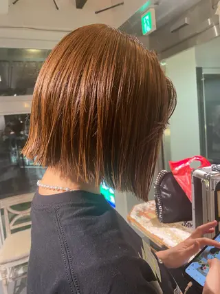 ショート デザインカラー/パー マ🦖外岡咲希🦖のヘアスタイル