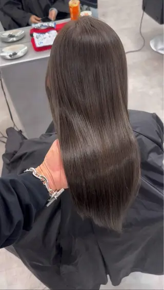 ロング 三宮/レイヤーカット /髪質改善/縮毛矯正のヘアスタイル