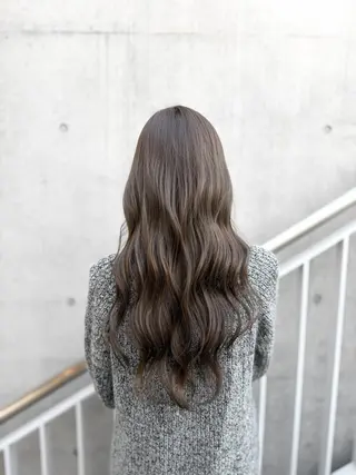 セミロング カラー Watai 當間 大知のヘアスタイル