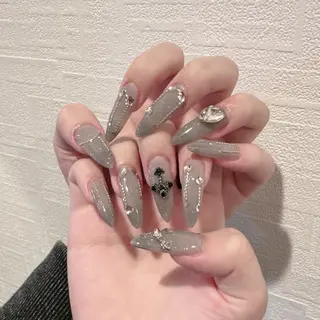 ネイル D-BEAUTY Nailsalonのネイルデザイン