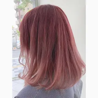ミディアム カラー fio マナミのヘアスタイル