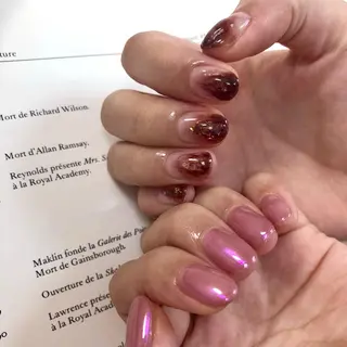 ネイル 黒葛原 めぐみのネイルデザイン