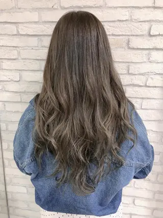 ロング カラー HAUS 片山みほのヘアスタイル