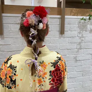 ヘアアレンジ 伊藤 麻菜実のヘアスタイル