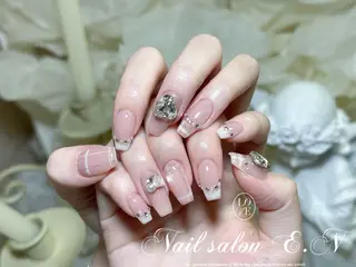 ネイル E.N🦋 長さ出し/持ち込みのネイルデザイン