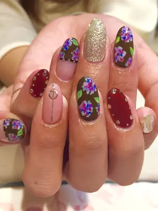 ネイル Nest 三田のマツエク・マツパデザイン