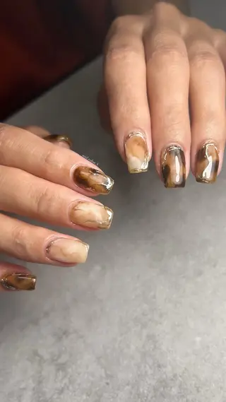 ネイル 関山 志乃のネイルデザイン