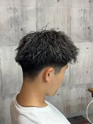 ショート パーマ メンズ 川崎 健翔のヘアスタイル