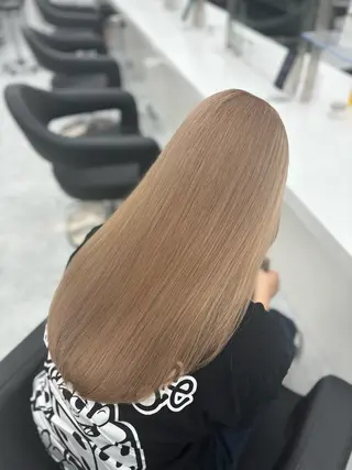 ロング カラー モテ髪💕ハイトーン ベージュ yuriaのヘアスタイル