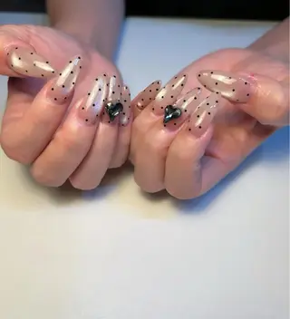 ネイル maison dari (ﾒｿﾞﾝ   ﾀﾞﾘ )所属・高橋 ユカのネイルデザイン