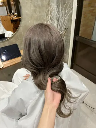 ロング カラー ヘアアレンジ Noele hair atelier(ノエルヘアアトリエ)所属・北上ゆい/個性派/ ナチュラルアレンジのヘアスタイル