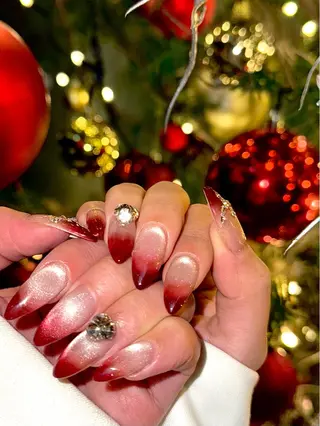 ネイル ルシイ🎀新宿長さ 出しパーツ専門店のネイルデザイン