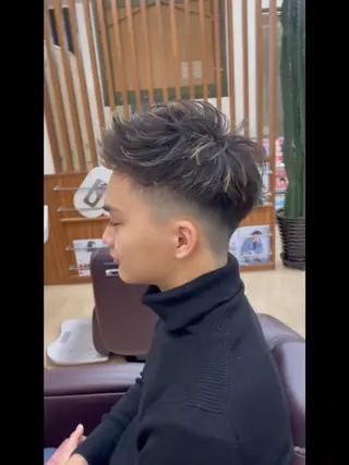 ショート パーマ メンズ メンズパーマ 赤司 泰樹のヘアスタイル