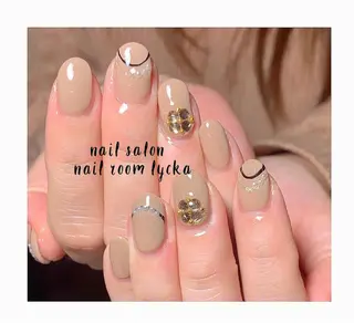 ネイル ﾈｲﾙﾙｰﾑﾘｯｶ 𝐦𝐚𝐲𝐮のネイルデザイン