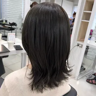 ミディアム カラー 【センターパート/ マッシュ】ryokaのヘアスタイル